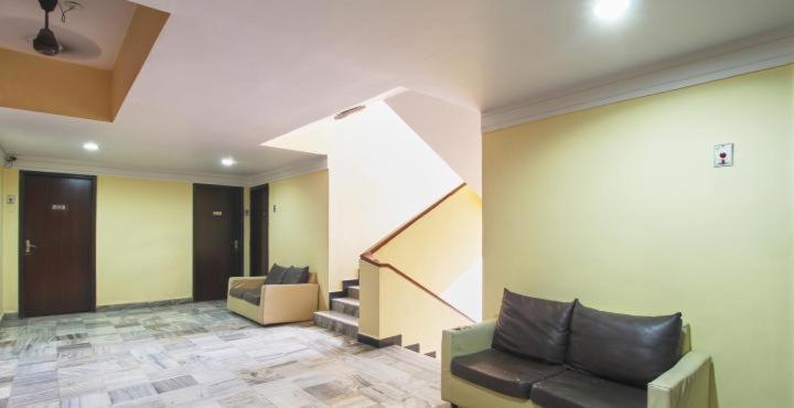 Hotel Golden Palace Pvt Ltd Mumbai Ngoại thất bức ảnh