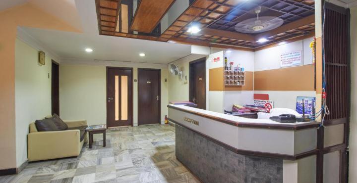 Hotel Golden Palace Pvt Ltd Mumbai Ngoại thất bức ảnh